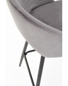 Baro baldai ir minkstos baro kedes